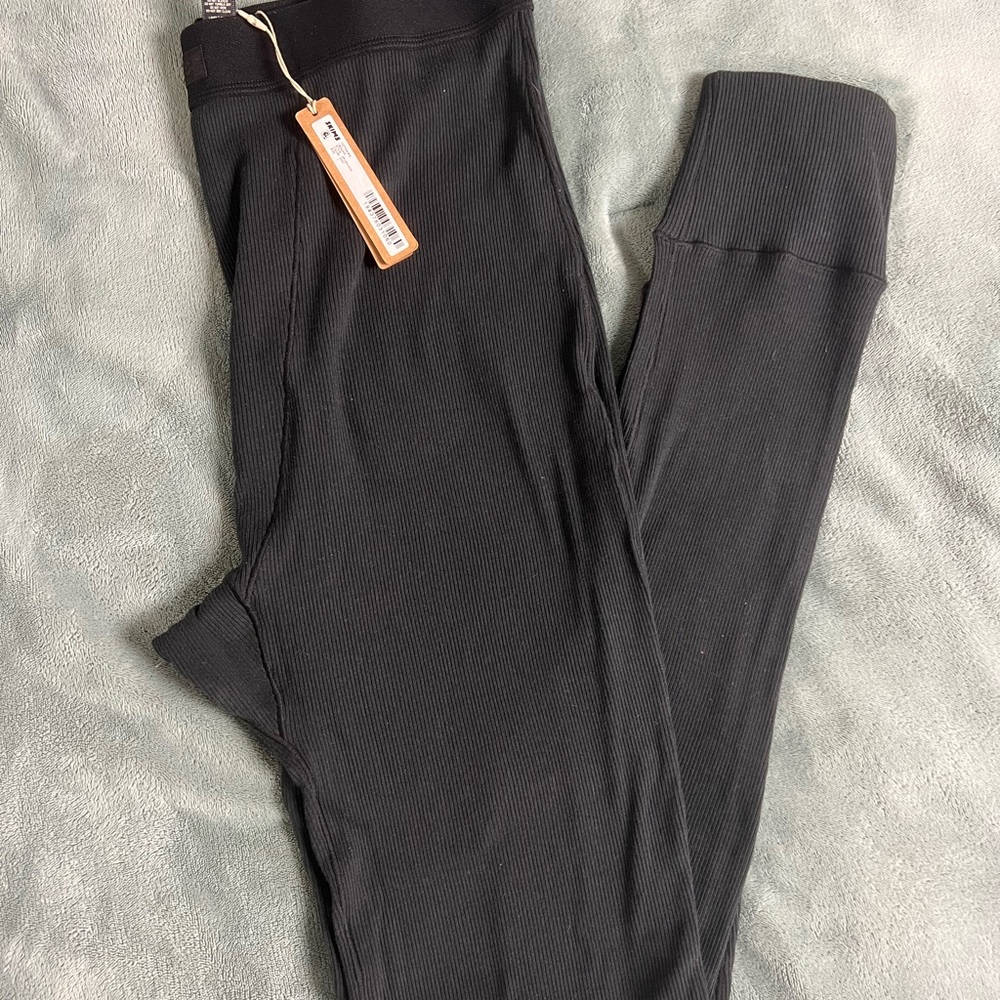SKIMS Black Ribbed Leggings